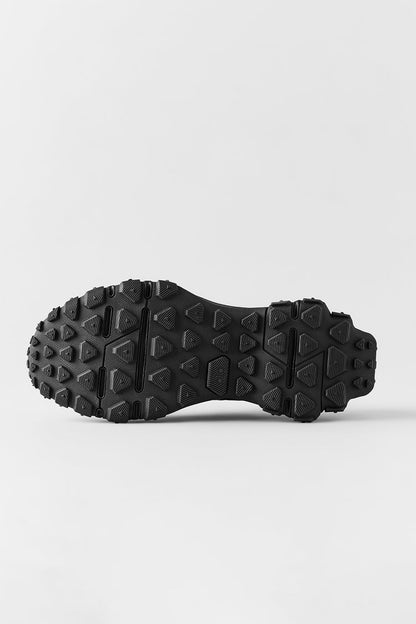 Unisex Trail Sneakers