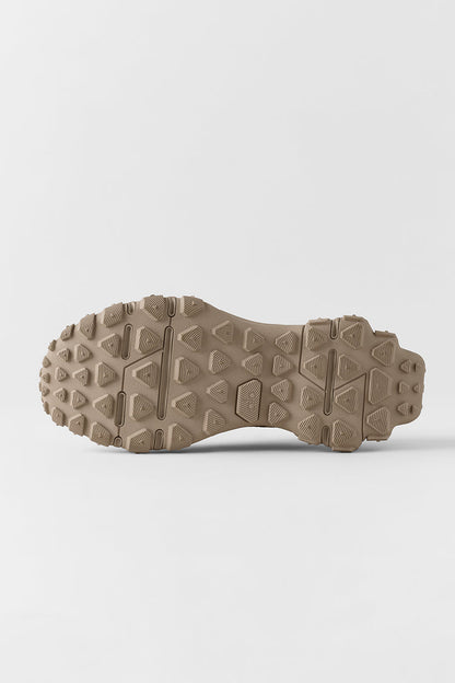 Unisex Trail Sneakers