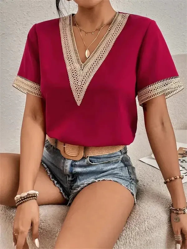 Elara | T-Shirt