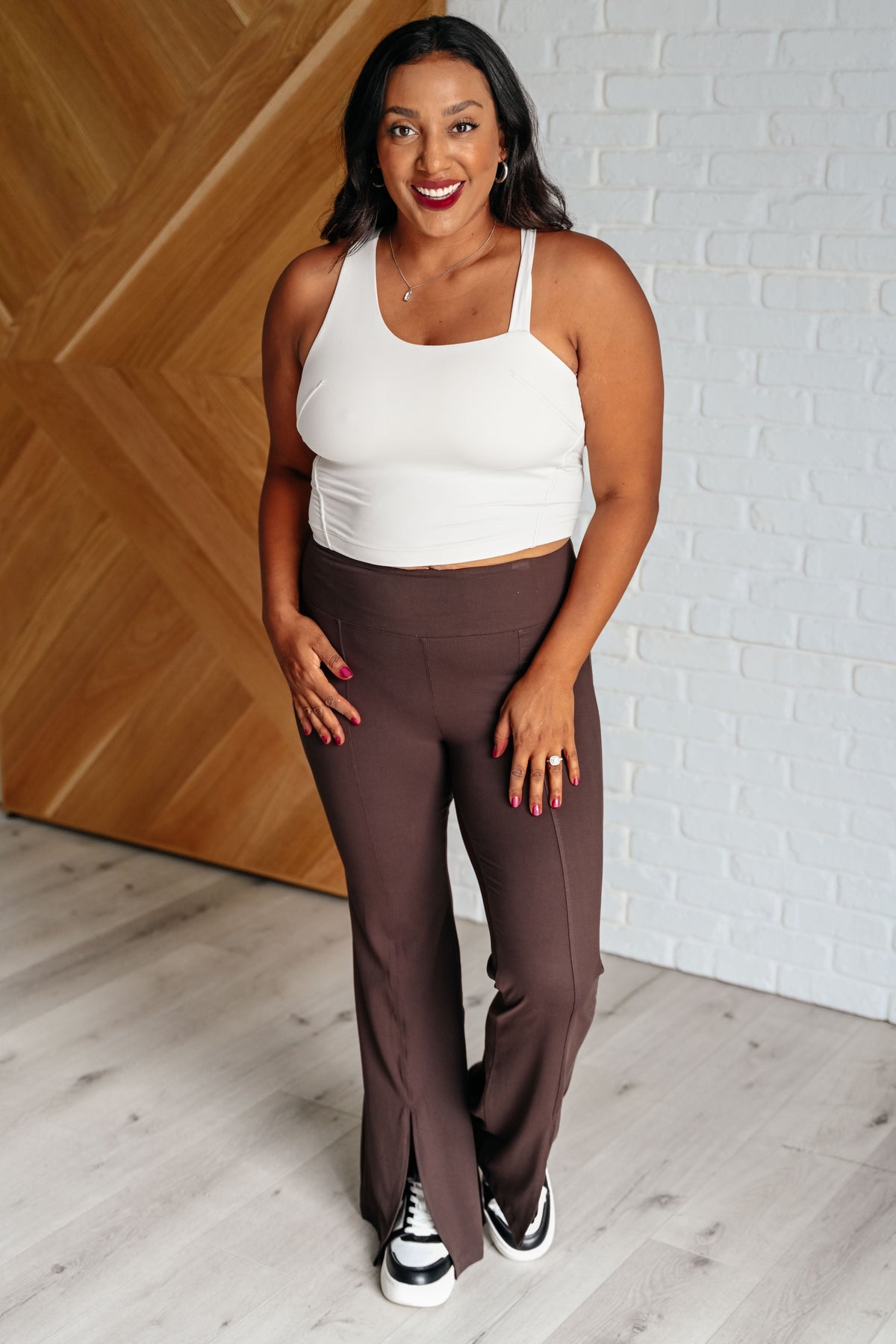 Livia | High-Waisted Flare Leggings