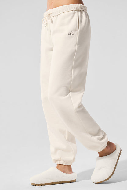 Sweatpant Accolade Straight Leg