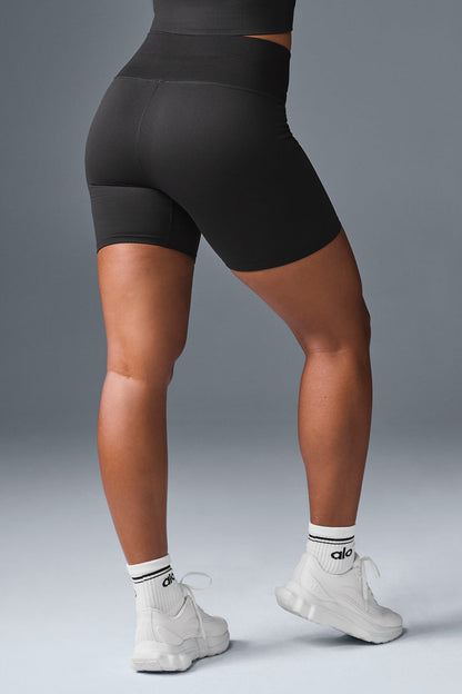 short Favorite 5" Seamless Ribbed
