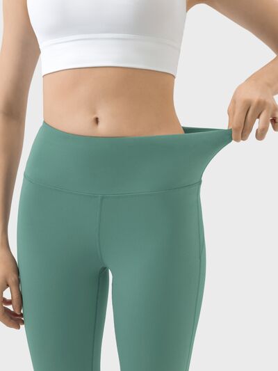 Maeve | High-Waisted Training Pants